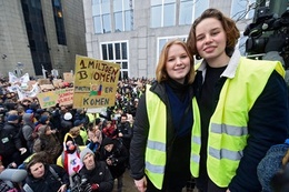Anuna De Wever klimaatspijbelaars