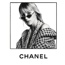 angele-chanel-eyewear-campagne.jpg