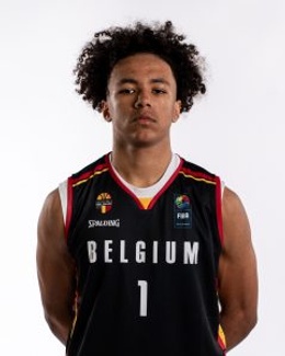 bntyouth_lions_mediaday_whitebackdrop_blueframe-54-240x300.jpg